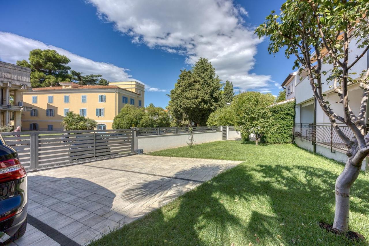 Apartments Claudio Poreč Eksteriør bilde